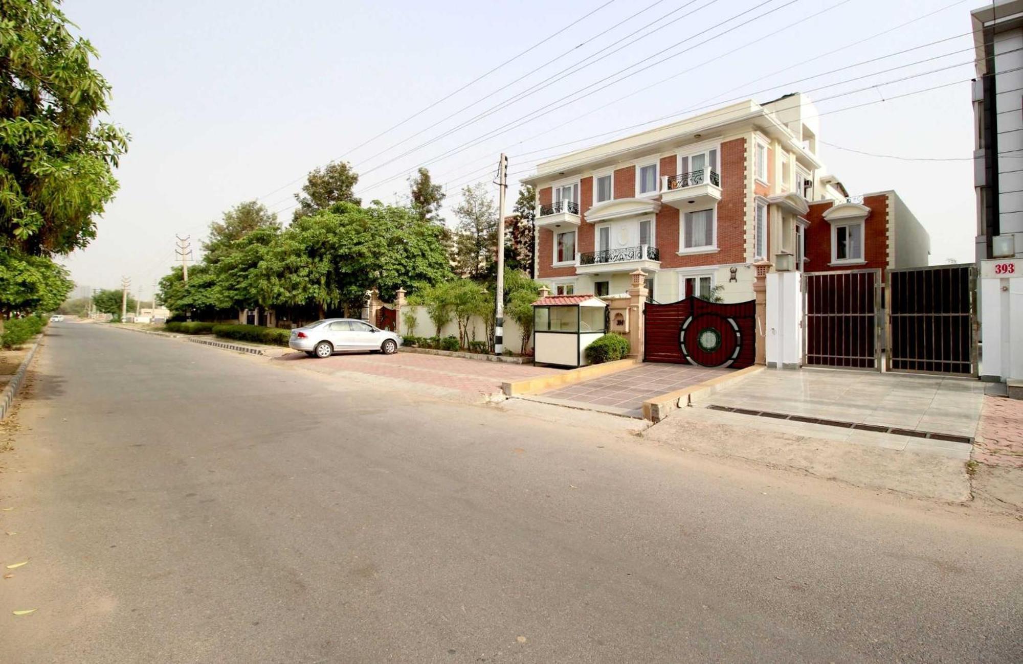 Super Collection O Sakshi Hotel Gurgaon Ngoại thất bức ảnh