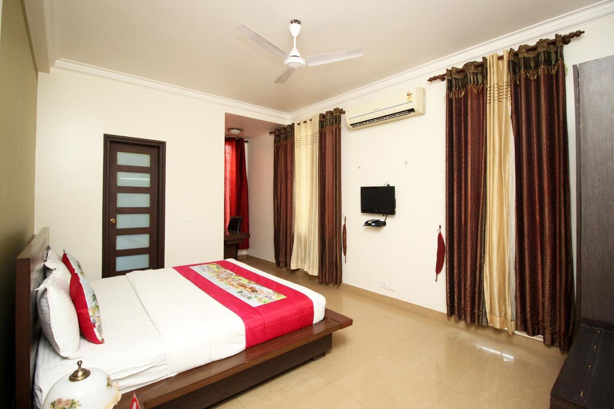 Super Collection O Sakshi Hotel Gurgaon Ngoại thất bức ảnh