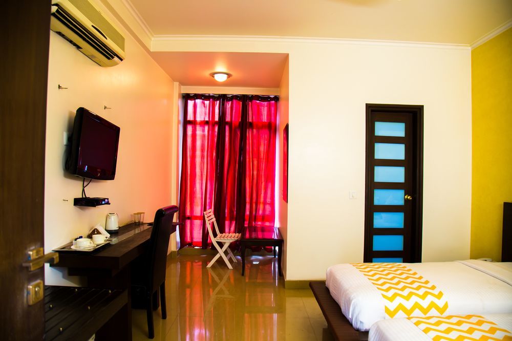 Super Collection O Sakshi Hotel Gurgaon Ngoại thất bức ảnh